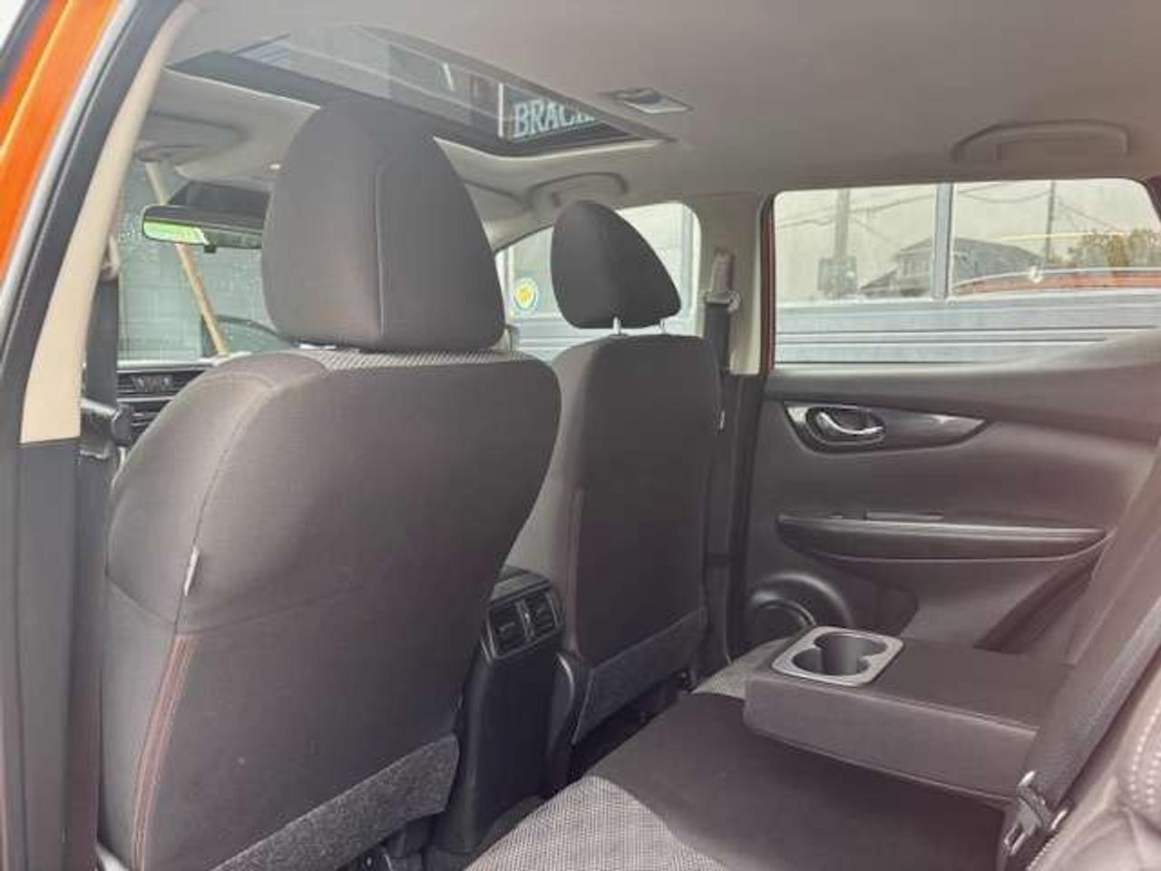 2020 Nissan Qashqai AWD SV CVT, SUNROOF, REVERSE CAM, HEATED SEATS!! Photo