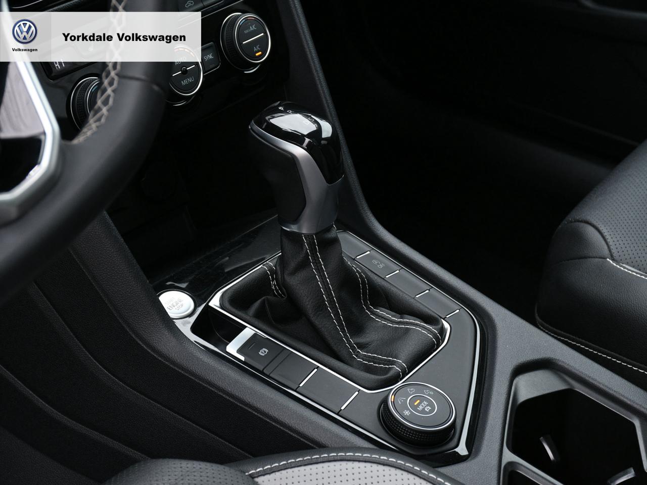 2023 Volkswagen Taos  Photo