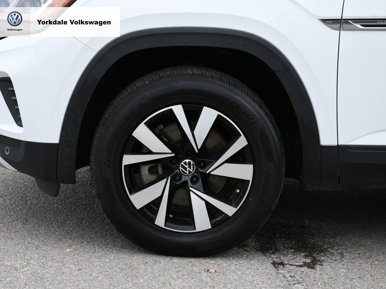 2021 Volkswagen Atlas Cross Sport  Photo