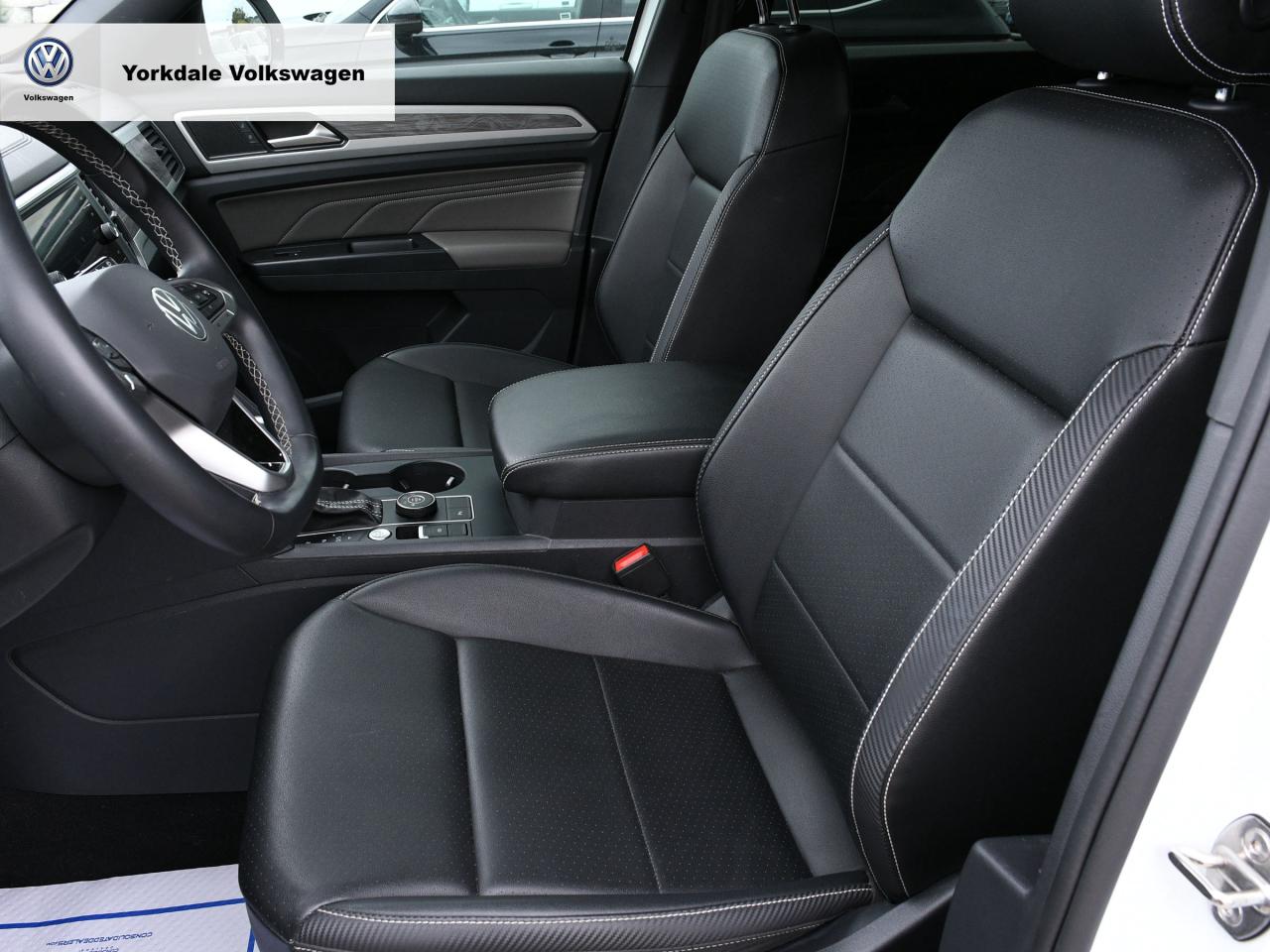 2021 Volkswagen Atlas Cross Sport  Photo