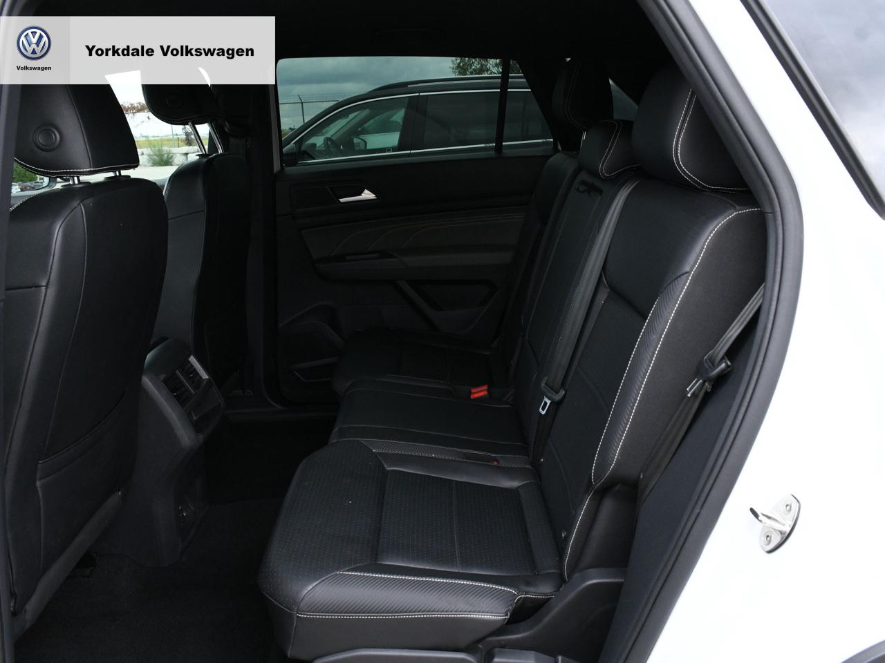 2021 Volkswagen Atlas Cross Sport  Photo