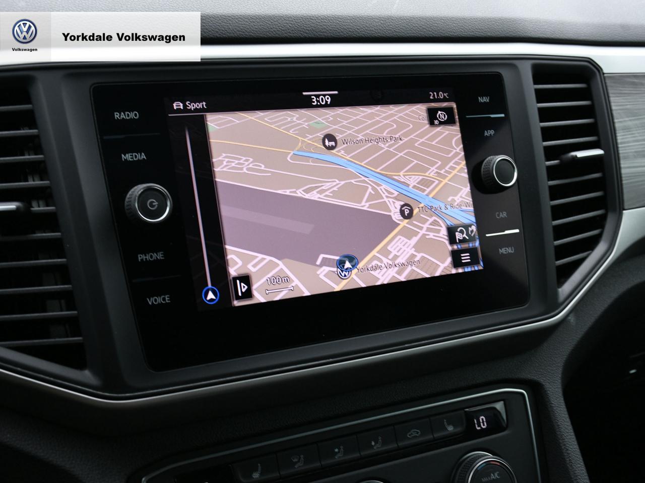 2021 Volkswagen Atlas Cross Sport  Photo