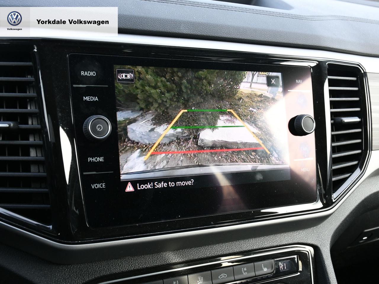 2022 Volkswagen Atlas  Photo