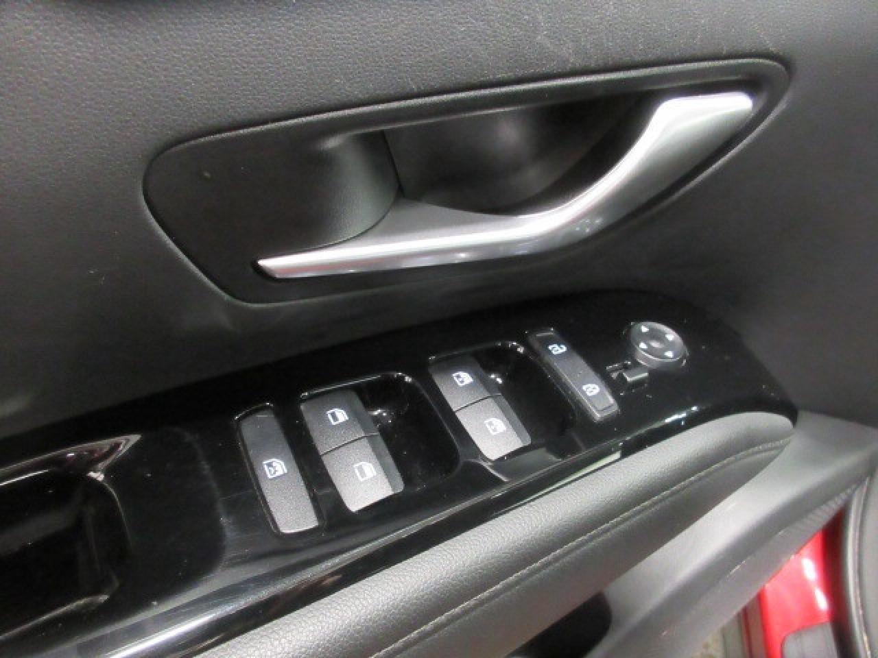 2024 Hyundai Tucson TREND AWD, NAV, ROOF, LEATHER, APPLE/ANDROID, 68K! Photo