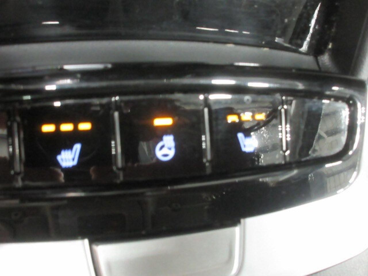 2024 Hyundai Tucson TREND AWD, NAV, ROOF, LEATHER, APPLE/ANDROID, 68K! Photo