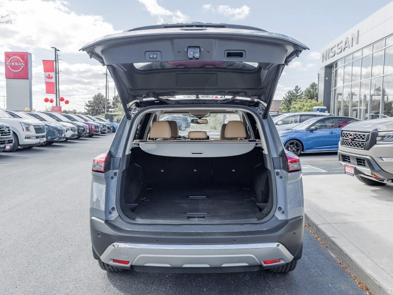 2022 Nissan Rogue Platinum Photo