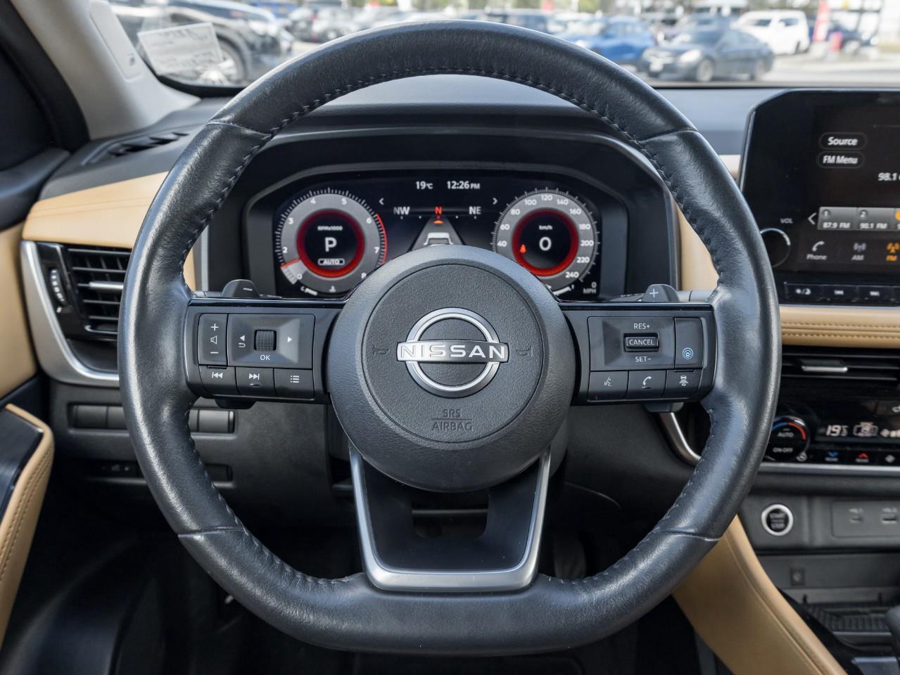 2022 Nissan Rogue Platinum Photo