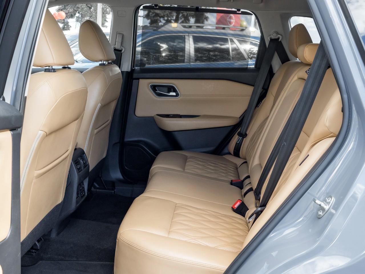 2022 Nissan Rogue Platinum Photo