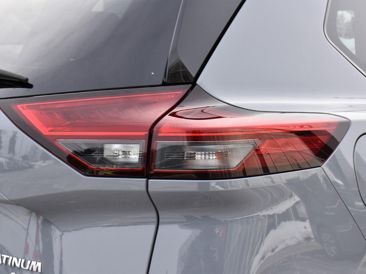 2022 Nissan Rogue PLATINUM, FULLY LOADED, BOSE AUDIO, APPLE CARPLAY Photo