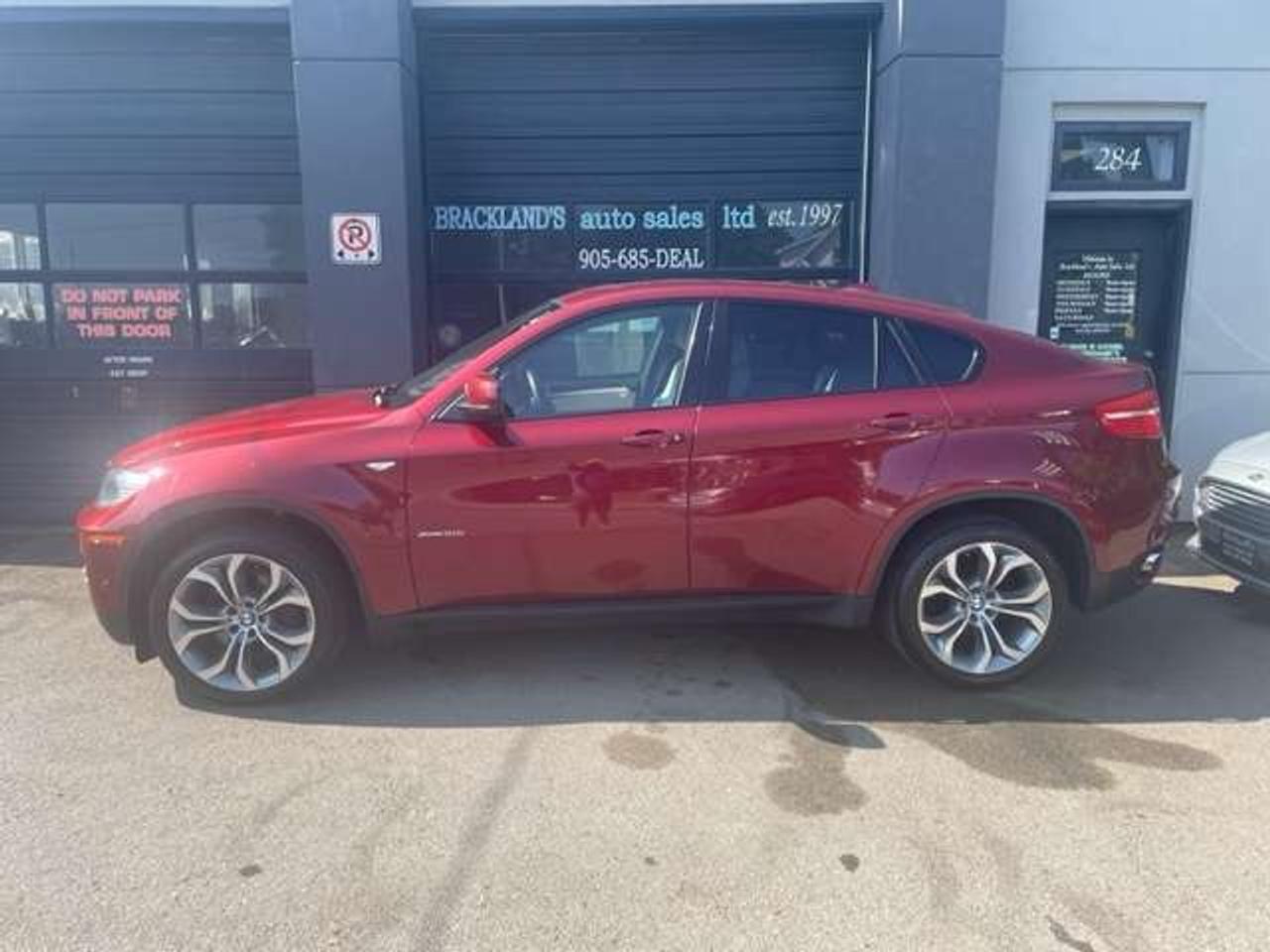 2011 BMW X6 AWD 50i, BEAUTIFUL MACHINE, FULLY LOADED!! Photo