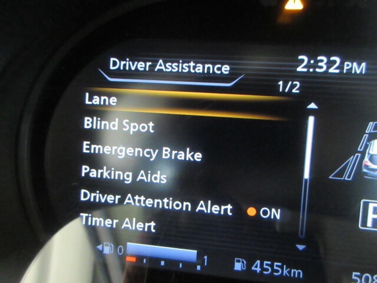 2024 Nissan Kicks SV AUTO, A/C, HTD. SEATS, APPLE/ANDROID, 50K! Photo