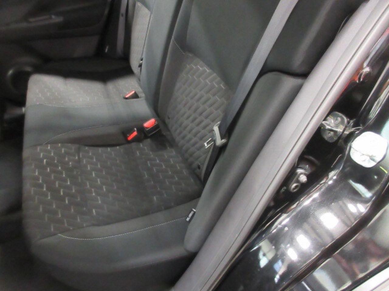 2024 Nissan Kicks SV AUTO, A/C, HTD. SEATS, APPLE/ANDROID, 50K! Photo