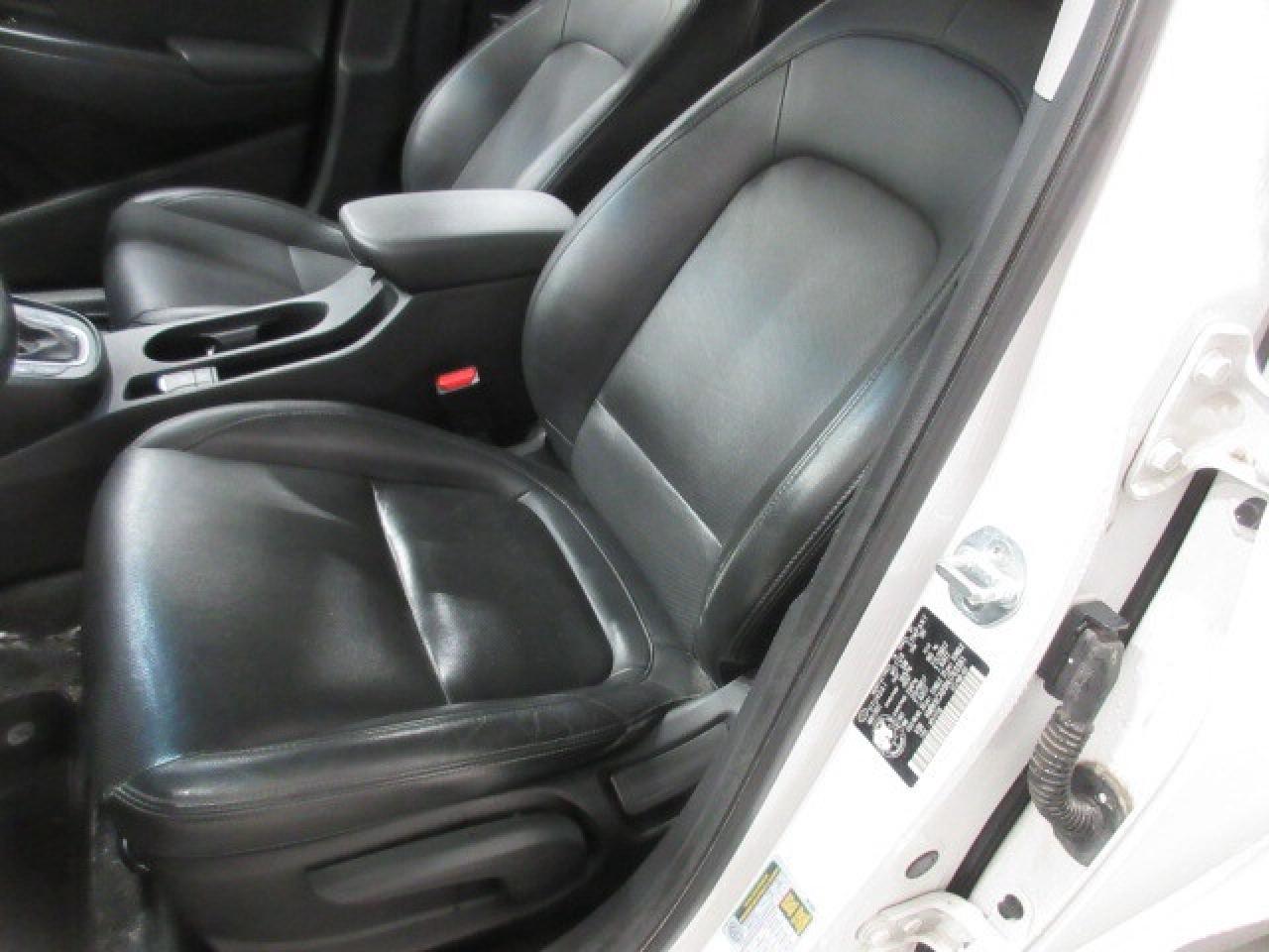 2022 Hyundai KONA PREFERRED AWD W/SUN & LEATHER PACKAGE, 69K! Photo