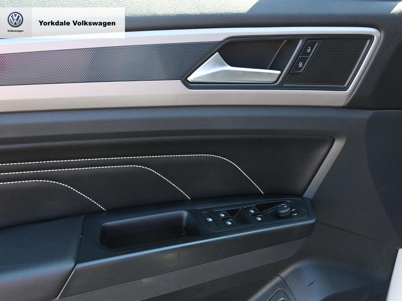 2020 Volkswagen Atlas Cross Sport 4Motion Photo