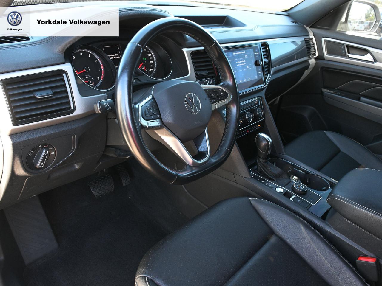 2020 Volkswagen Atlas Cross Sport 4Motion Photo