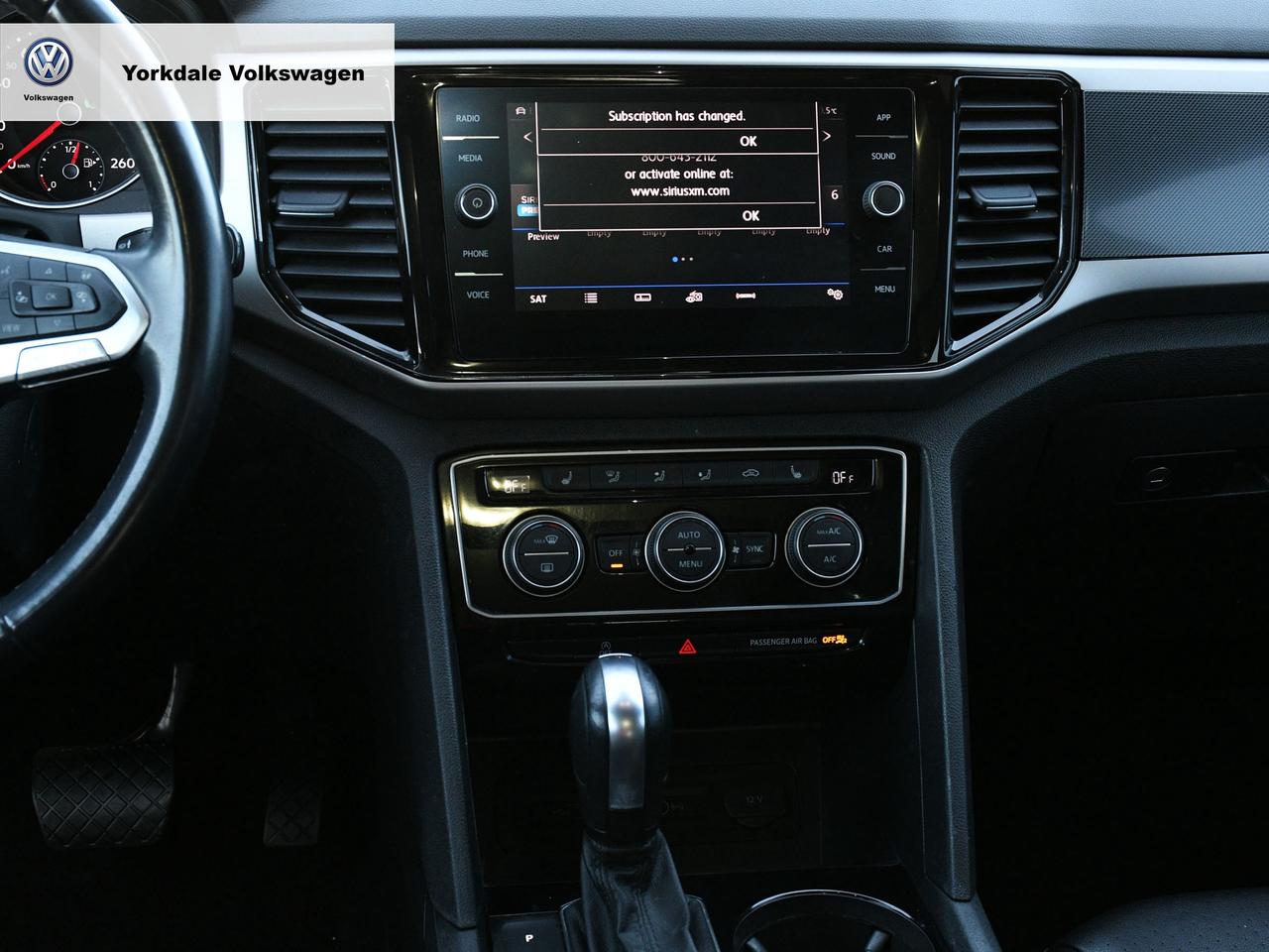 2020 Volkswagen Atlas Cross Sport 4Motion Photo