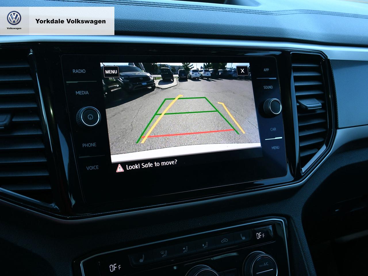 2020 Volkswagen Atlas Cross Sport 4Motion Photo