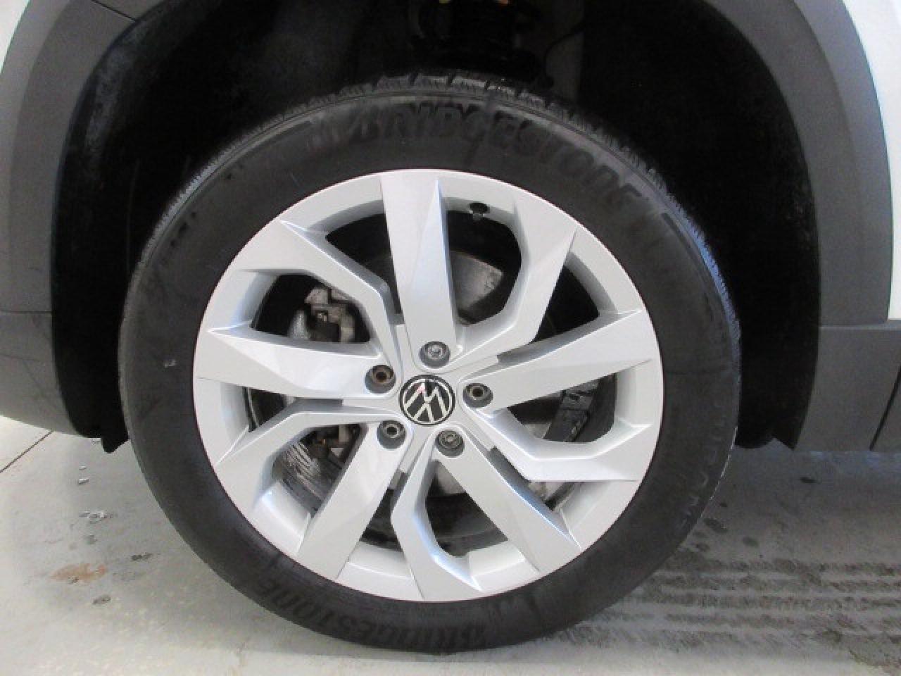 2023 Volkswagen Taos TRENDLINE 4MOTION AWD, APPLE/ANDROID, 105K! Photo