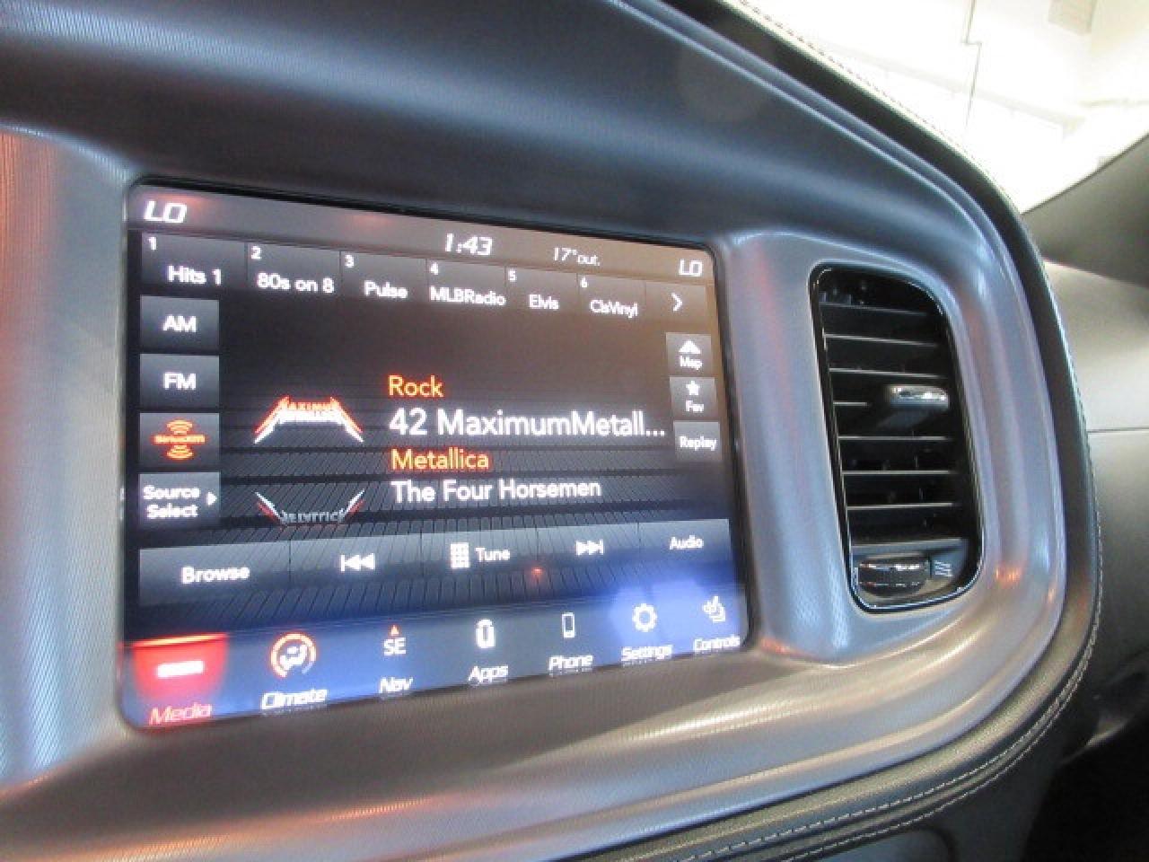 2023 Dodge Charger SXT AWD, NAV, ROOF, HTD. LEATHER, CAMERA, 60K! Photo