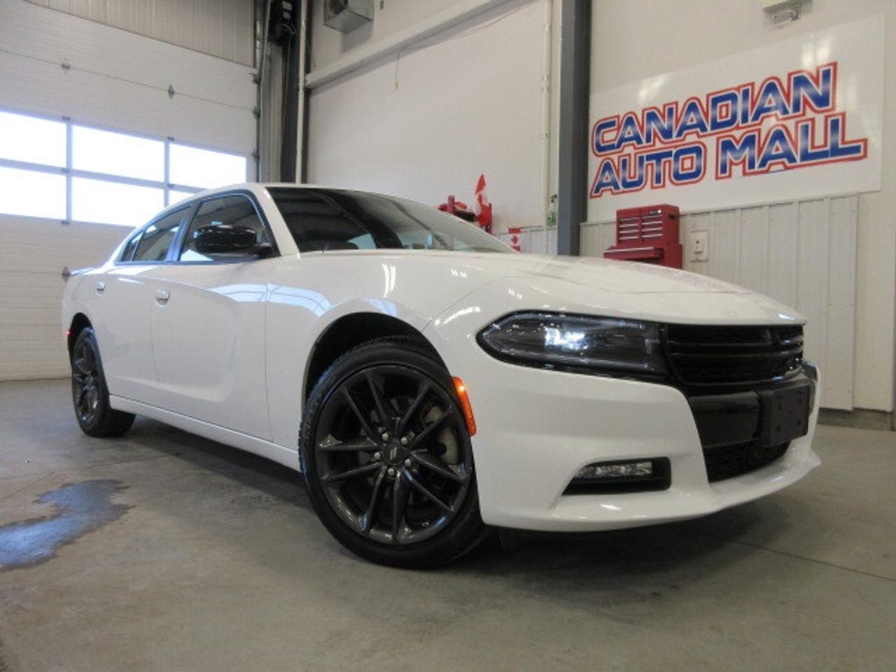 2023 Dodge Charger SXT AWD, NAV, ROOF, HTD. LEATHER, CAMERA, 60K! Photo