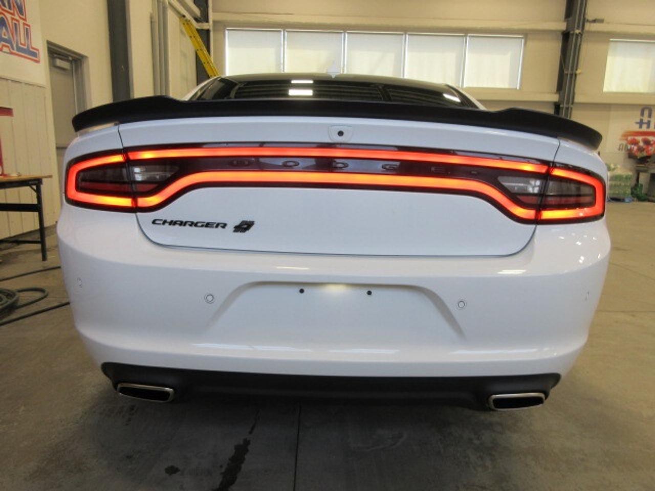 2023 Dodge Charger SXT AWD, NAV, ROOF, HTD. LEATHER, CAMERA, 60K! Photo