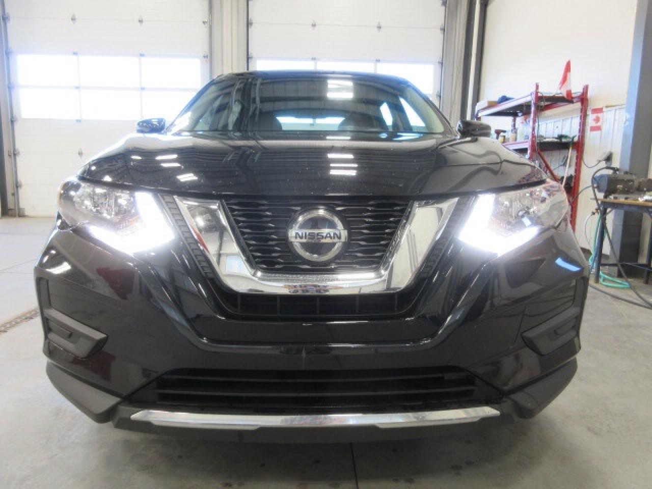 2018 Nissan Rogue AWD S, HTD. SEATS, APPLE/ANDROID, CAMERA, 111K! Photo2