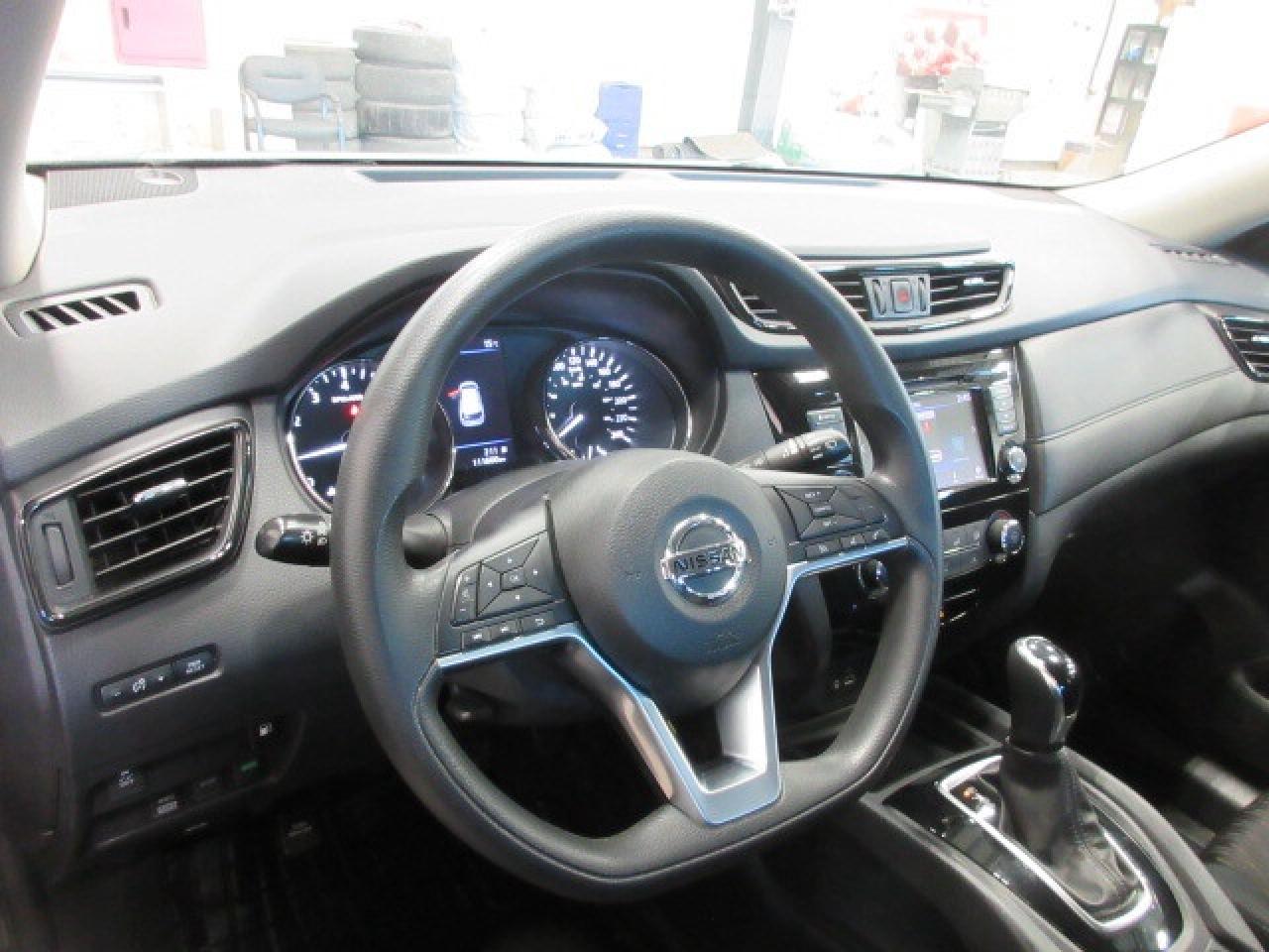 2018 Nissan Rogue AWD S, HTD. SEATS, APPLE/ANDROID, CAMERA, 111K! Photo