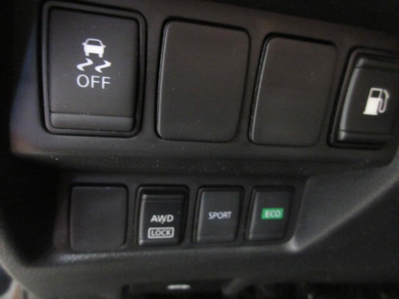 2018 Nissan Rogue AWD S, HTD. SEATS, APPLE/ANDROID, CAMERA, 111K! Photo