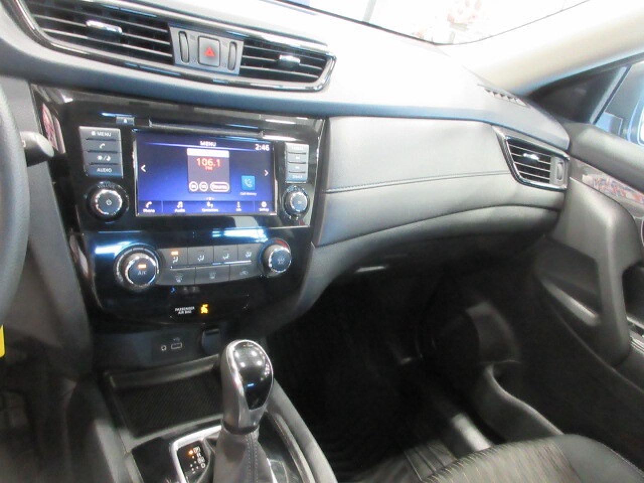 2018 Nissan Rogue AWD S, HTD. SEATS, APPLE/ANDROID, CAMERA, 111K! Photo