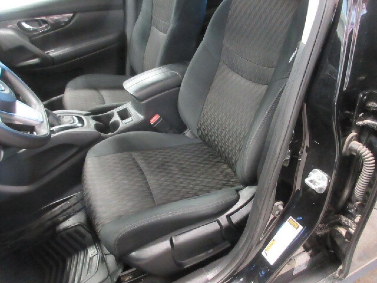 2018 Nissan Rogue AWD S, HTD. SEATS, APPLE/ANDROID, CAMERA, 111K! Photo