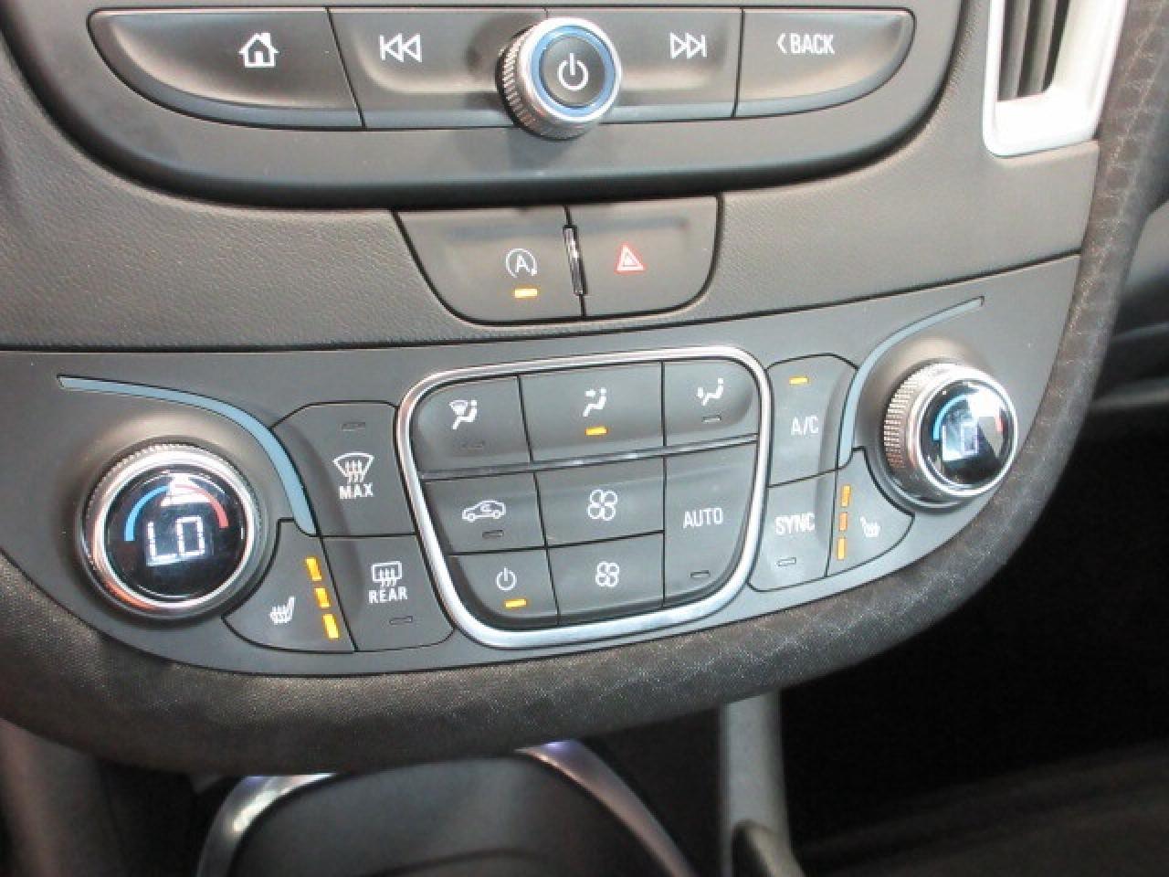 2023 Chevrolet Malibu LT, APPLE/ANDROID, A/C, BT, CAMERA, ALLOYS, 66K! Photo