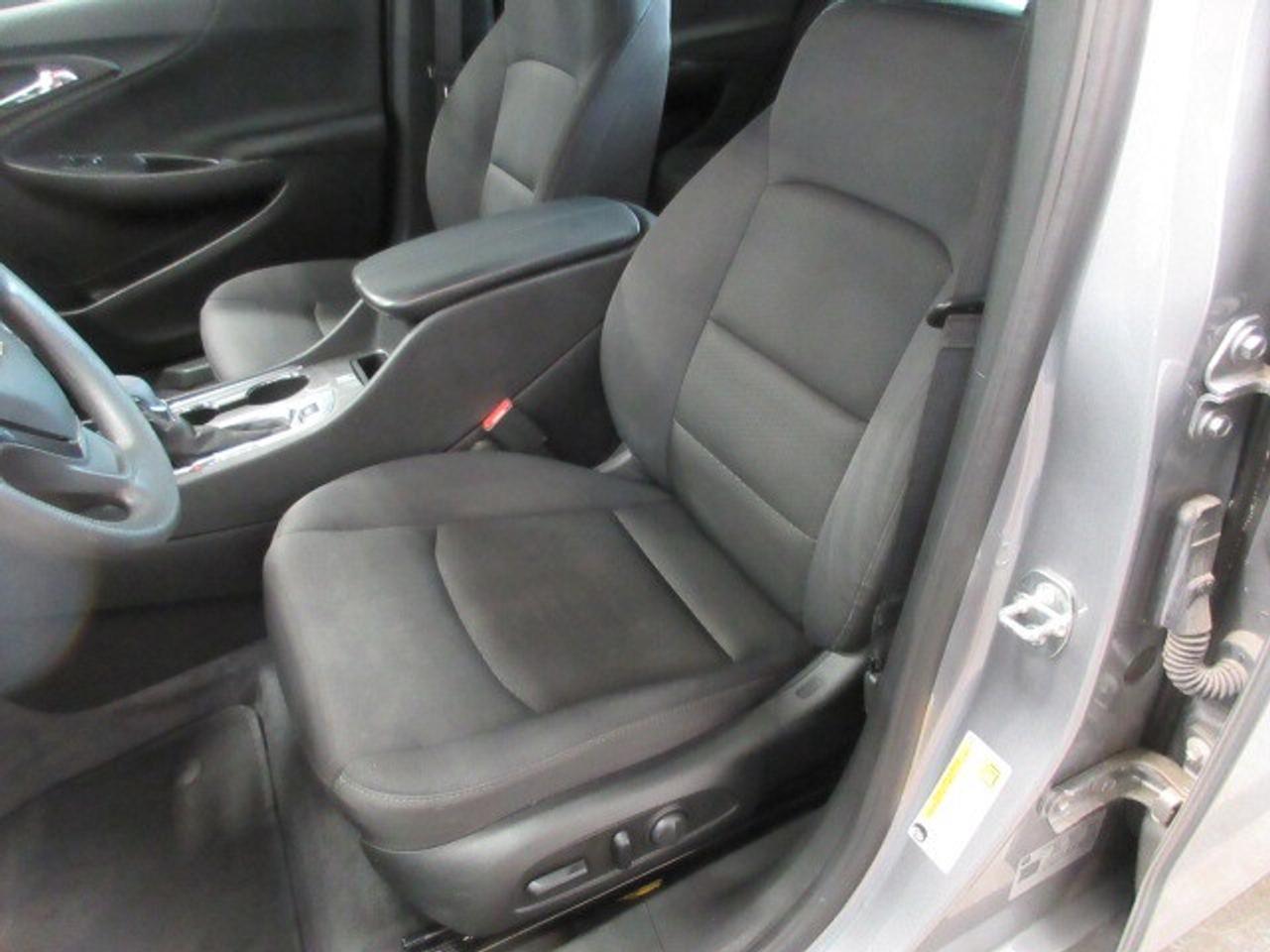 2023 Chevrolet Malibu LT, APPLE/ANDROID, A/C, BT, CAMERA, ALLOYS, 66K! Photo