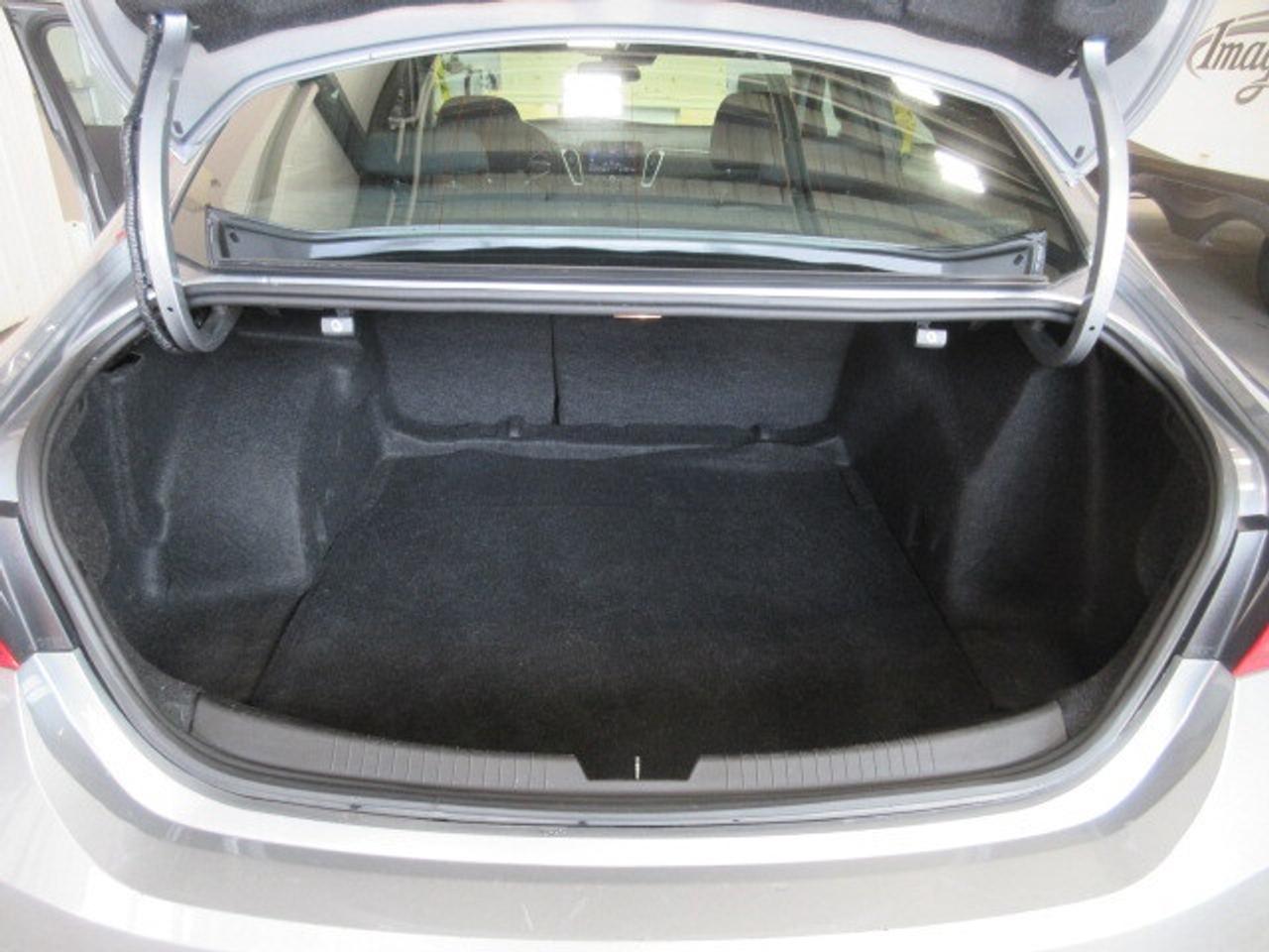 2023 Chevrolet Malibu LT, APPLE/ANDROID, A/C, BT, CAMERA, ALLOYS, 66K! Photo