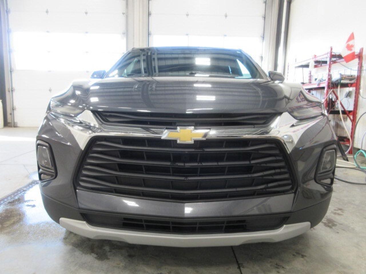 2021 Chevrolet Blazer AWD LT, 3.6L V6, HTD. SEATS, APPLE/ANDROID, 34K! Photo