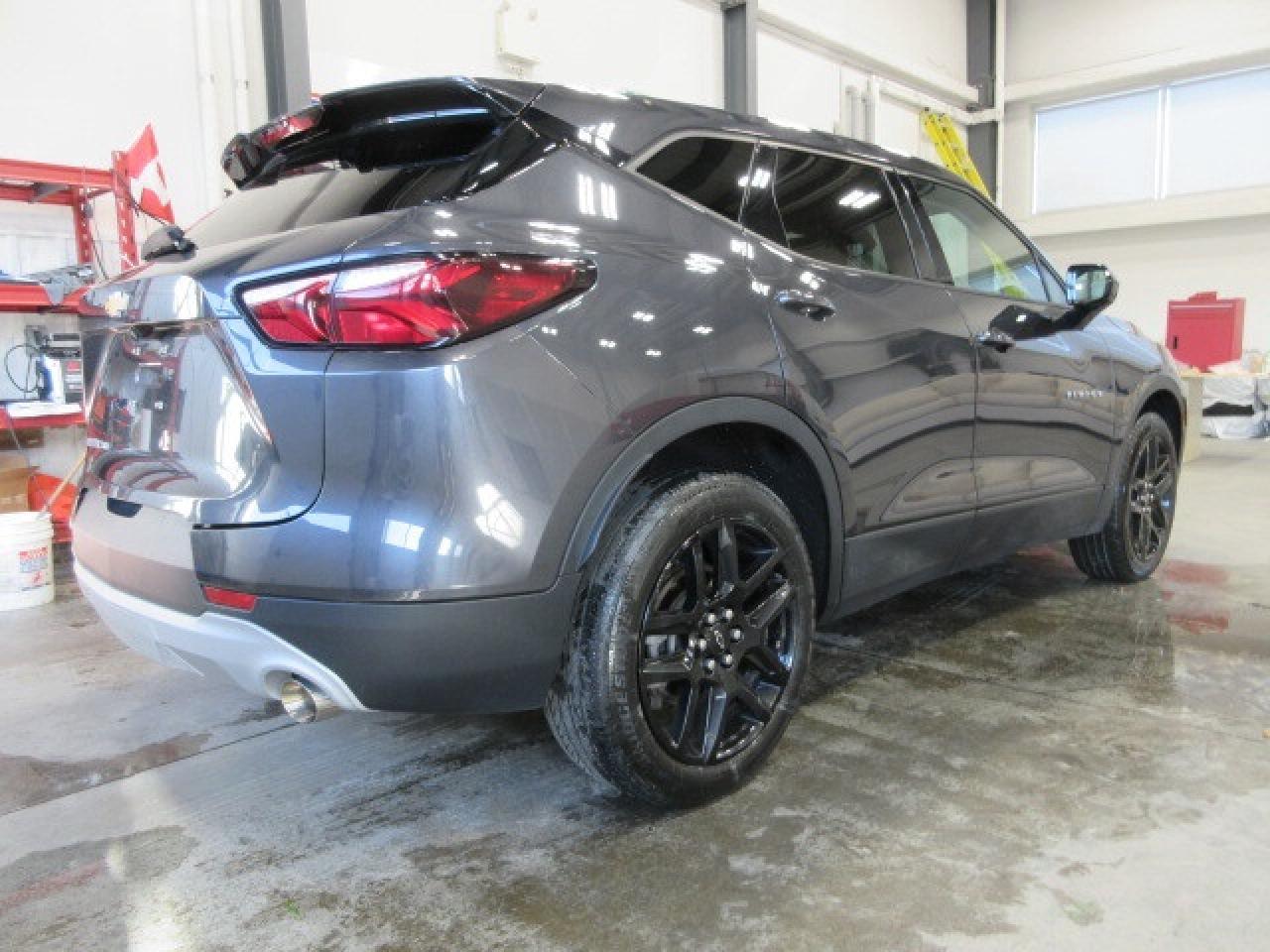 2021 Chevrolet Blazer AWD LT, 3.6L V6, HTD. SEATS, APPLE/ANDROID, 34K! Photo