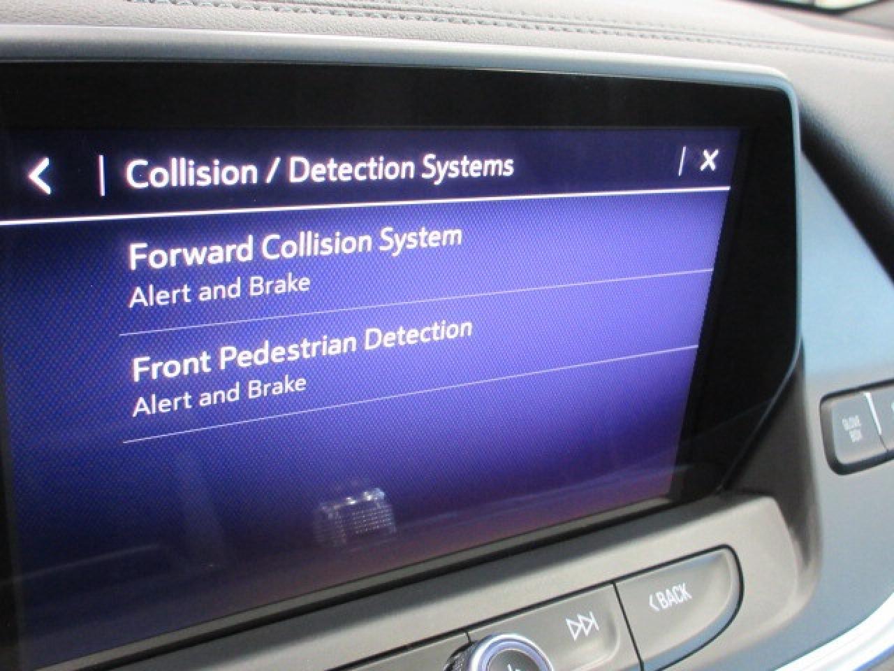 2021 Chevrolet Blazer AWD LT, 3.6L V6, HTD. SEATS, APPLE/ANDROID, 34K! Photo