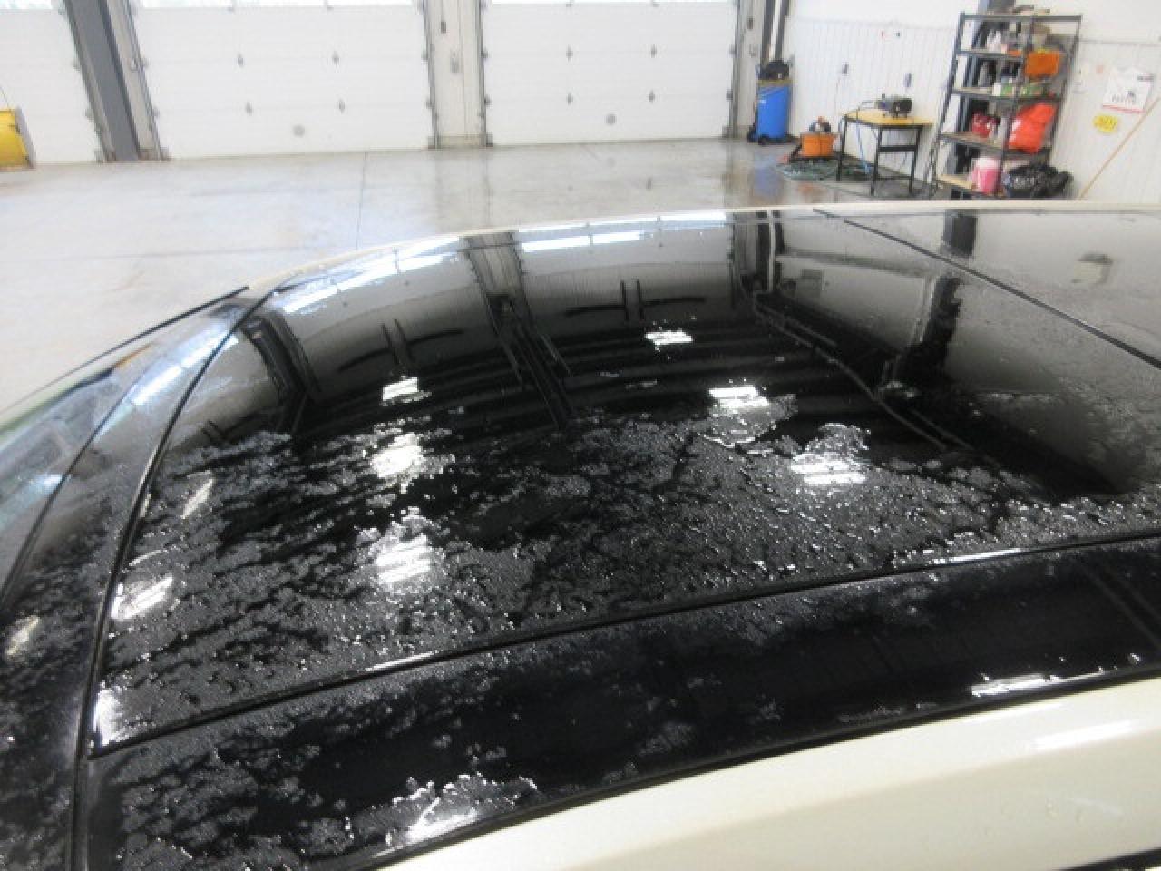 2017 Ford Edge TITANIUM AWD, ROOF, LEATHER, APPLE/ANDROID, 96K! Photo