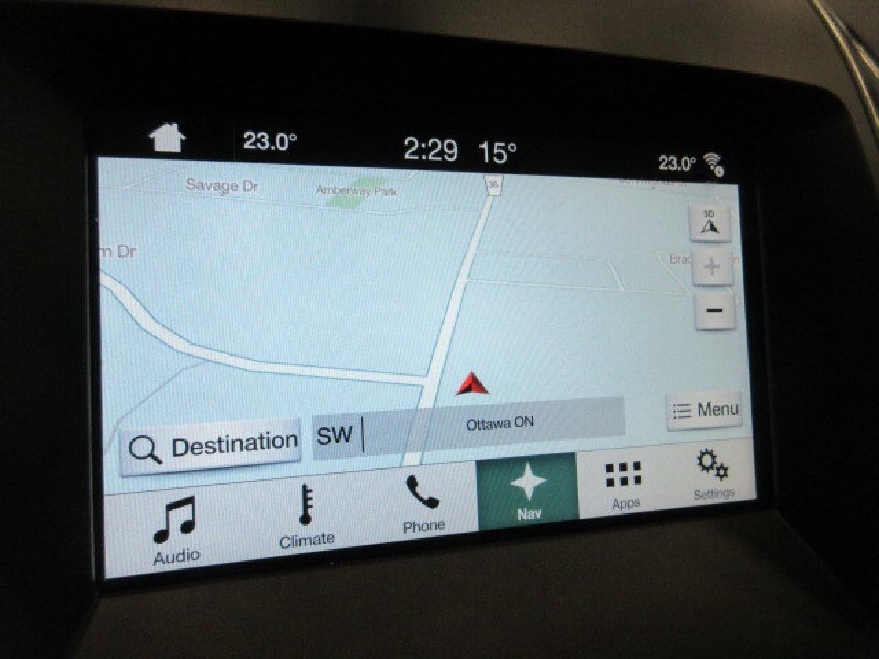 2017 Ford Edge TITANIUM AWD, ROOF, LEATHER, APPLE/ANDROID, 96K! Photo