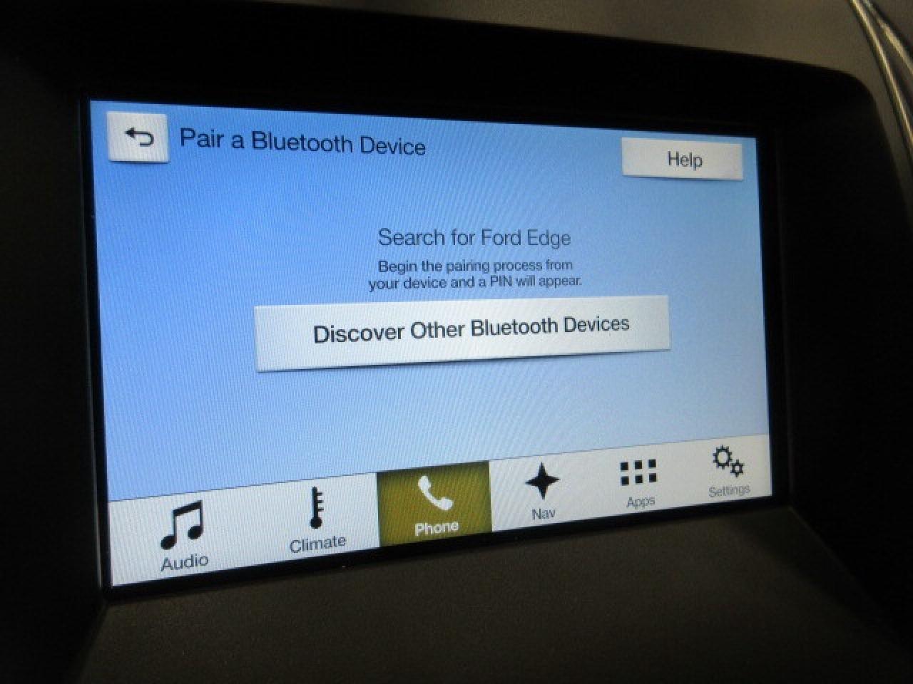 2017 Ford Edge TITANIUM AWD, ROOF, LEATHER, APPLE/ANDROID, 96K! Photo