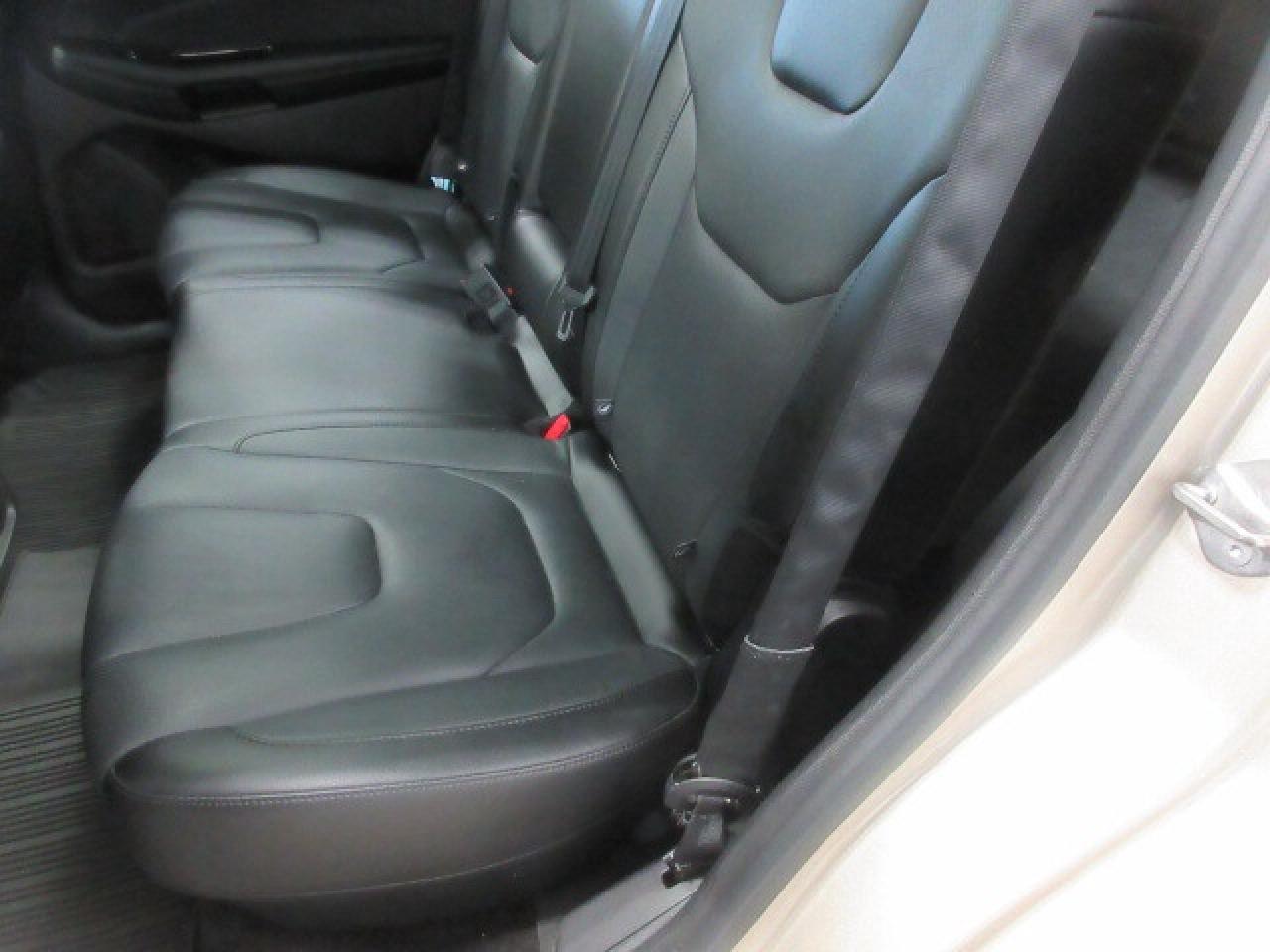 2017 Ford Edge TITANIUM AWD, ROOF, LEATHER, APPLE/ANDROID, 96K! Photo