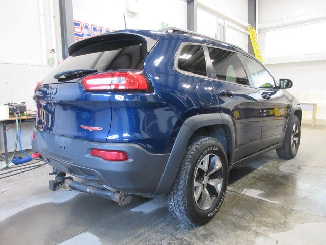 2018 Jeep Cherokee TRAILHAWK LEATHER PLUS 4X4 3.2L V6, ROOF, 80K! Photo