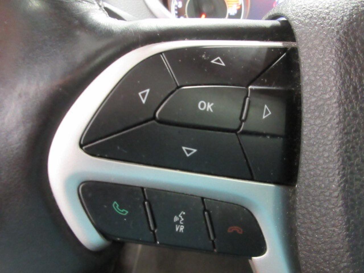 2018 Jeep Cherokee TRAILHAWK LEATHER PLUS 4X4 3.2L V6, ROOF, 80K! Photo