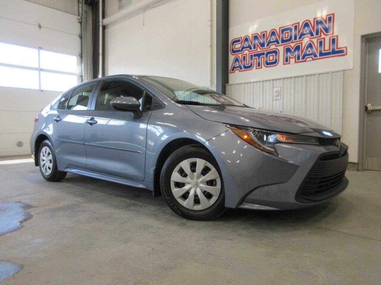 2024 Toyota Corolla AUTO, A/C, TOYOTA SAFETY SENSE, JUST 15K! Photo