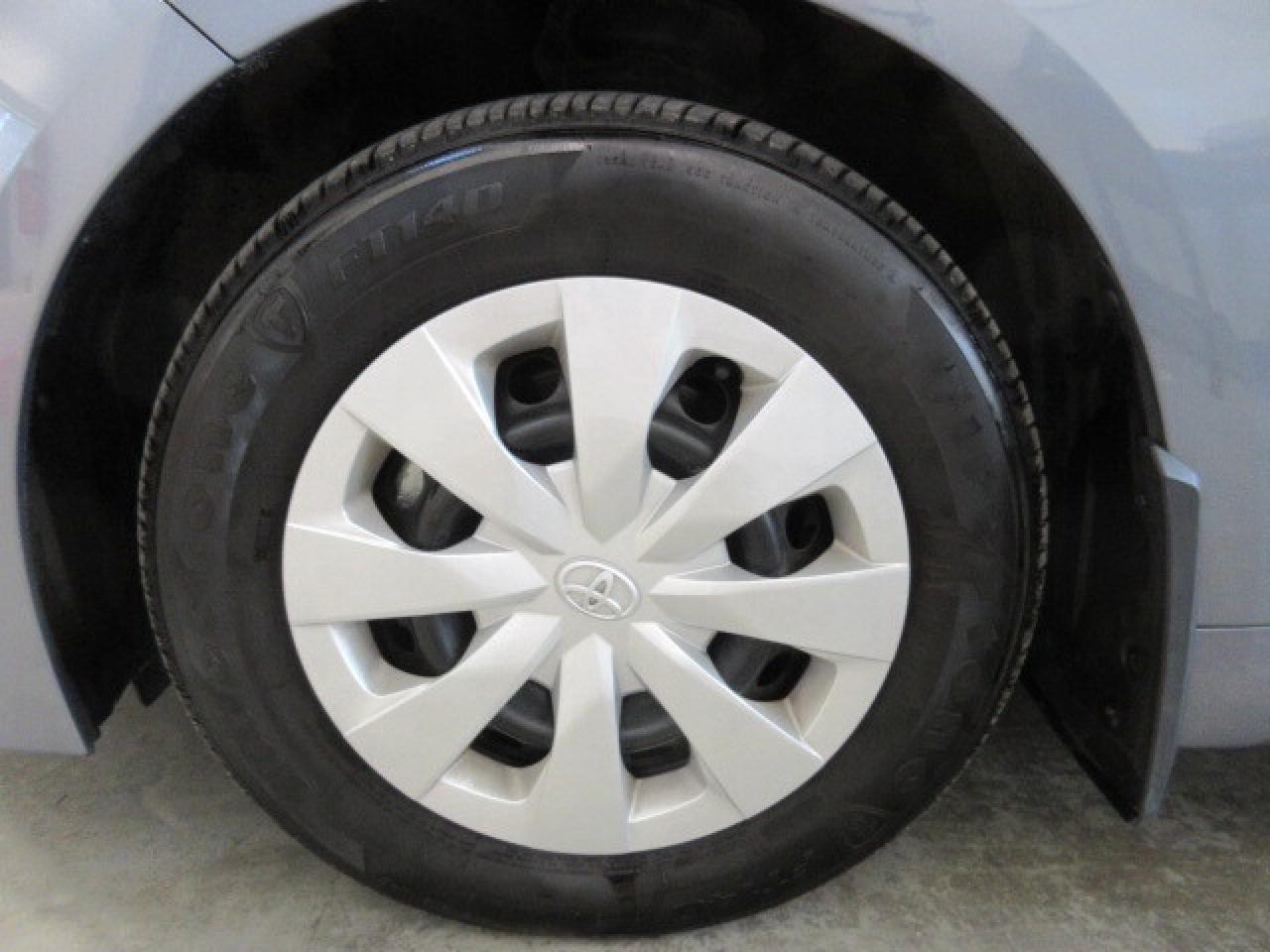 2024 Toyota Corolla AUTO, A/C, TOYOTA SAFETY SENSE, JUST 15K! Photo