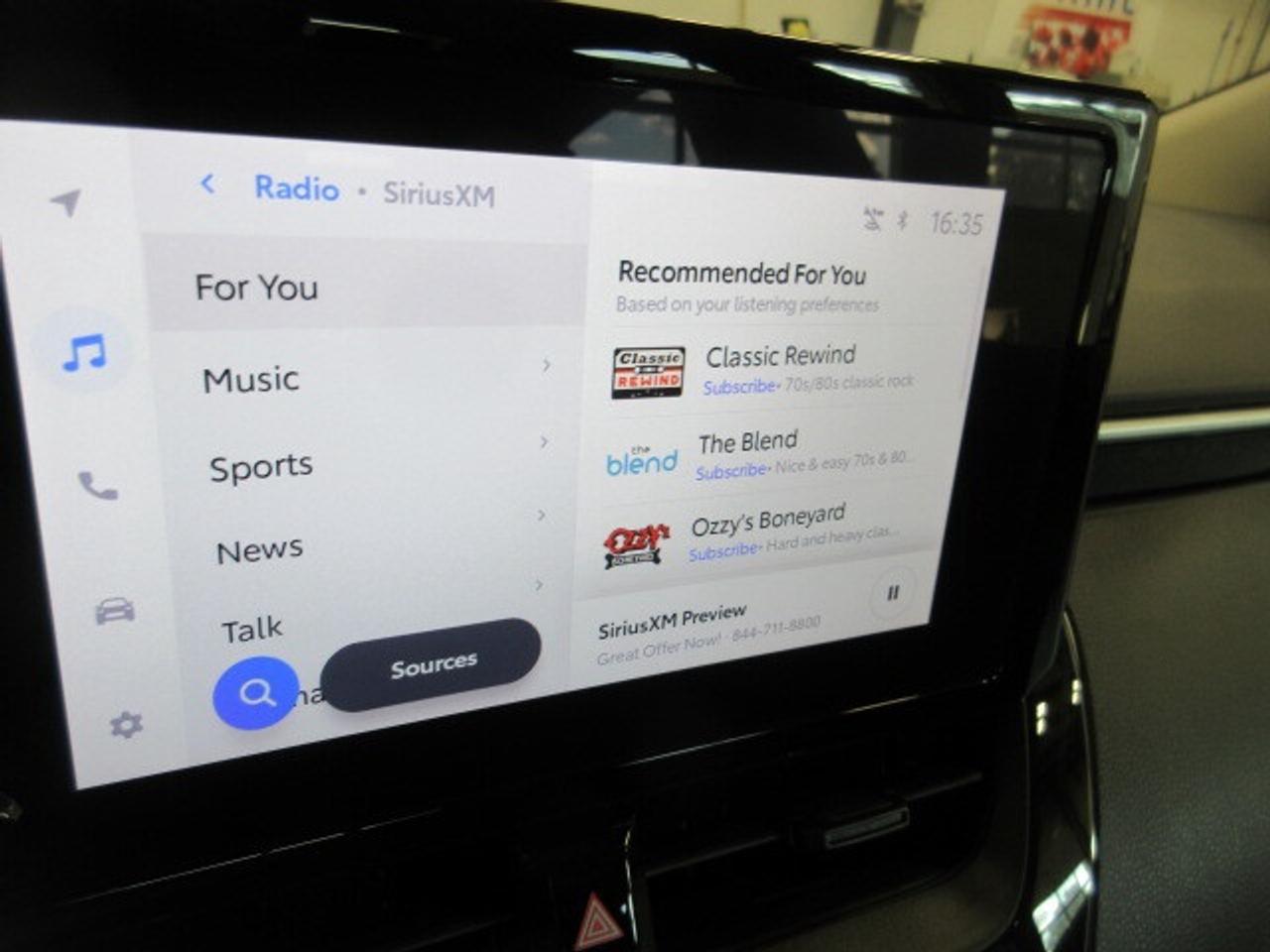 2024 Toyota Corolla AUTO, A/C, TOYOTA SAFETY SENSE, JUST 15K! Photo