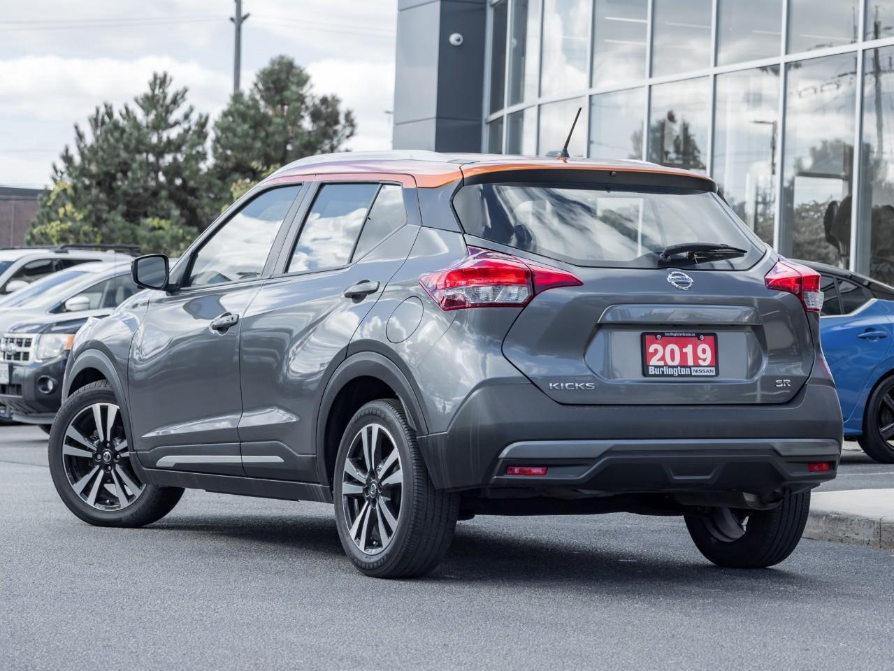 2019 Nissan Kicks SR Photo
