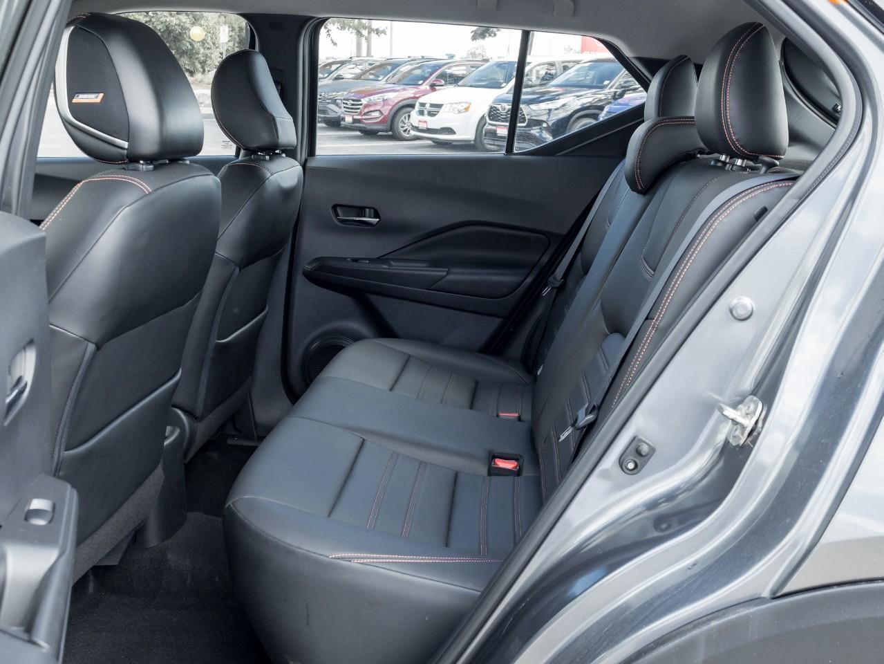 2019 Nissan Kicks SR Photo