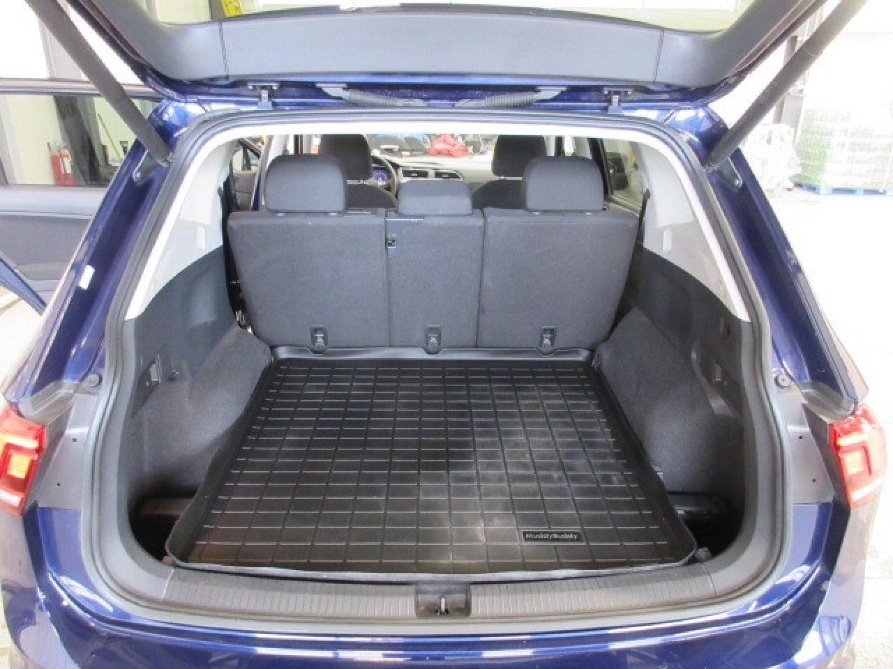 2021 Volkswagen Tiguan UNITED 4MOTION, NAV, ROOF, APPLE/ANDROID, 33K! Photo