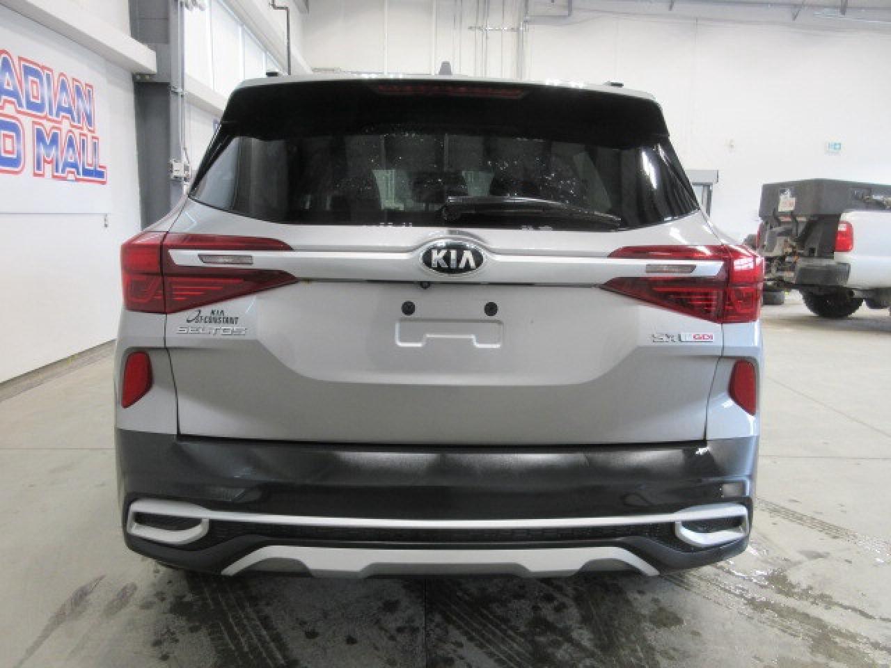 2021 Kia Seltos SX TURBO AWD, NAV, ROOF, LEATHER, 59K! Photo
