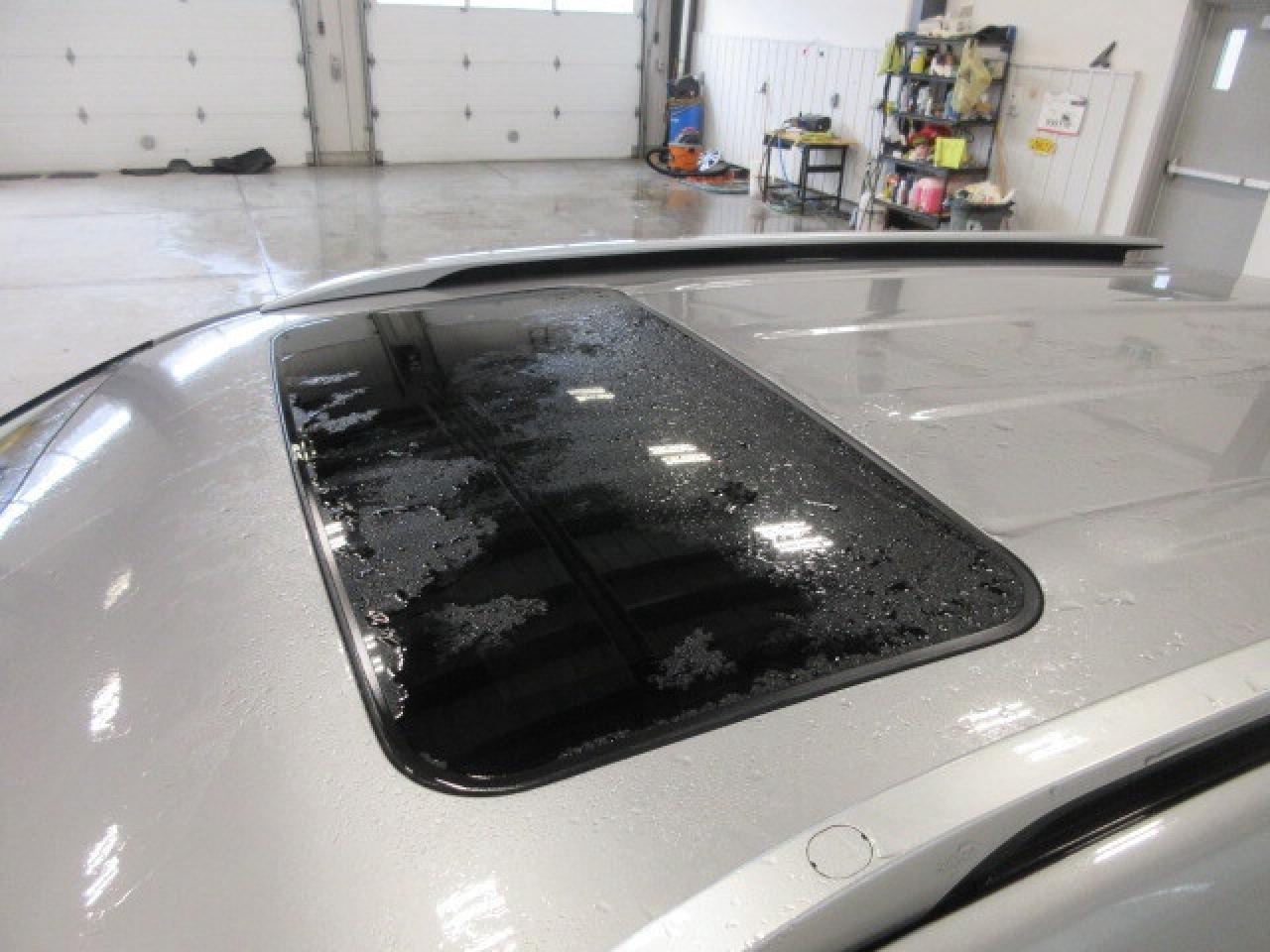 2021 Kia Seltos SX TURBO AWD, NAV, ROOF, LEATHER, 59K! Photo